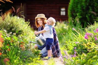  » Gartenarbeit mit dem Kind